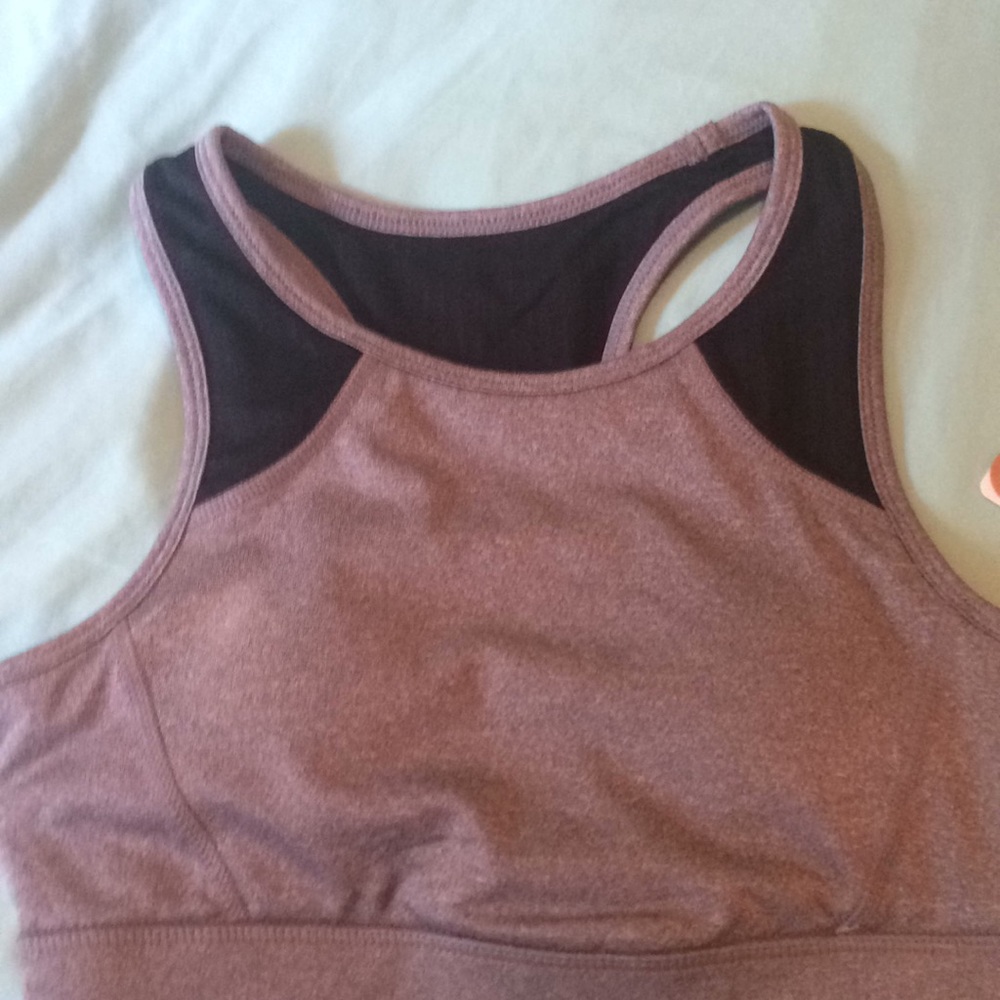 Sports bra